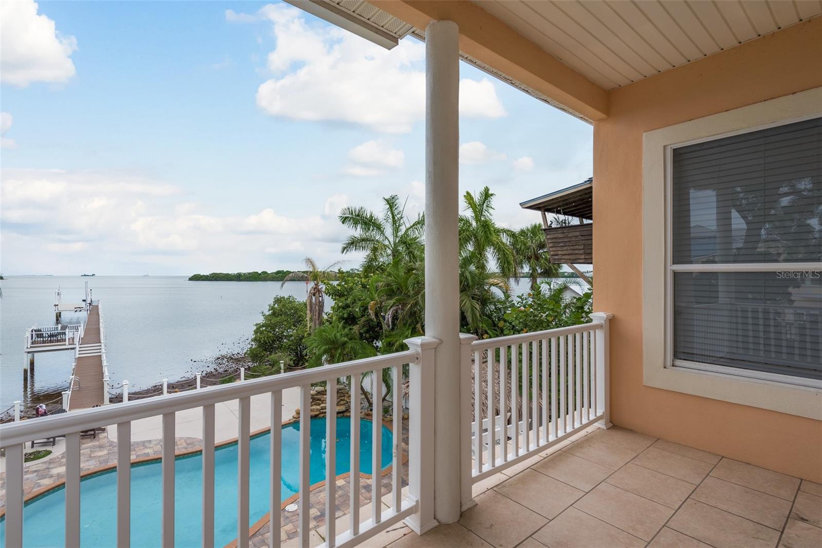 302 SHORE DR — photo 30