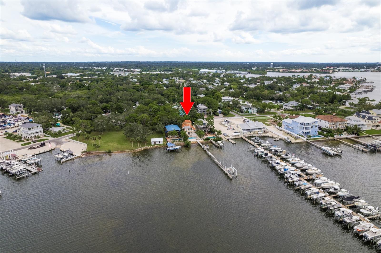 302 SHORE DR — photo 3