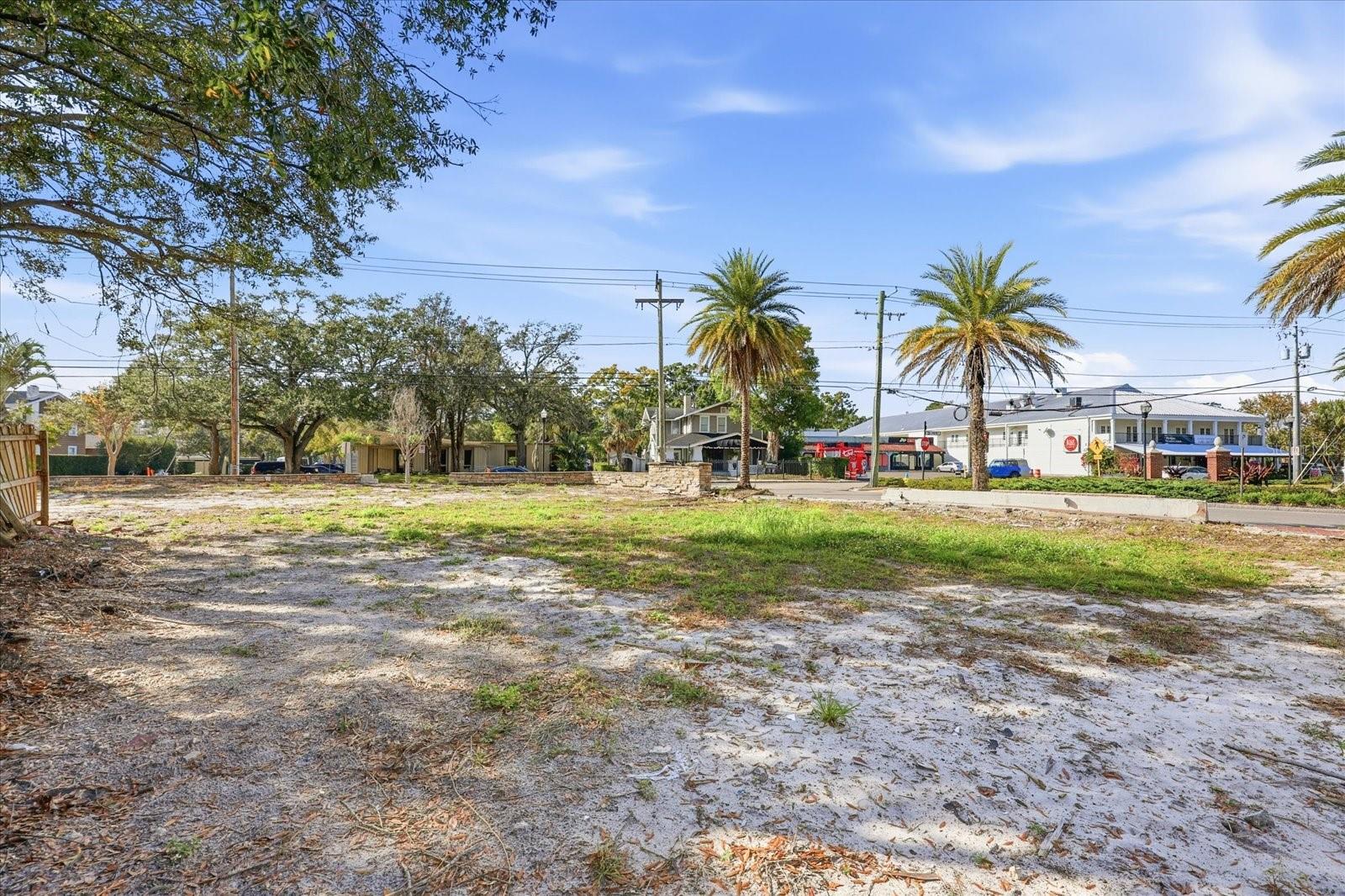 1401 S DESOTO AVE — photo 9