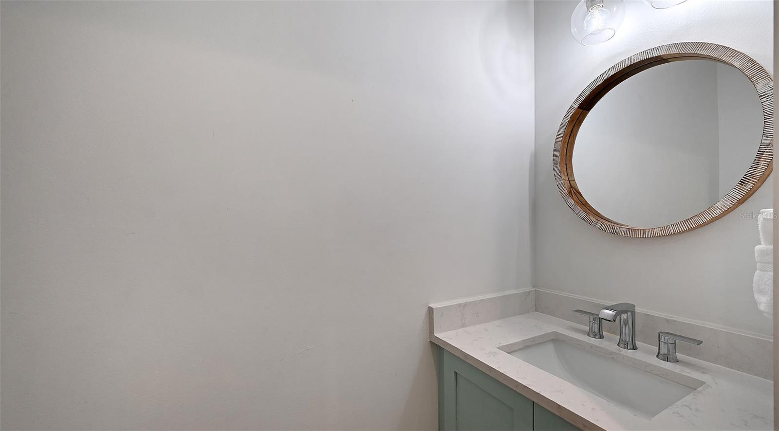 2206 AVENUE A — photo 22