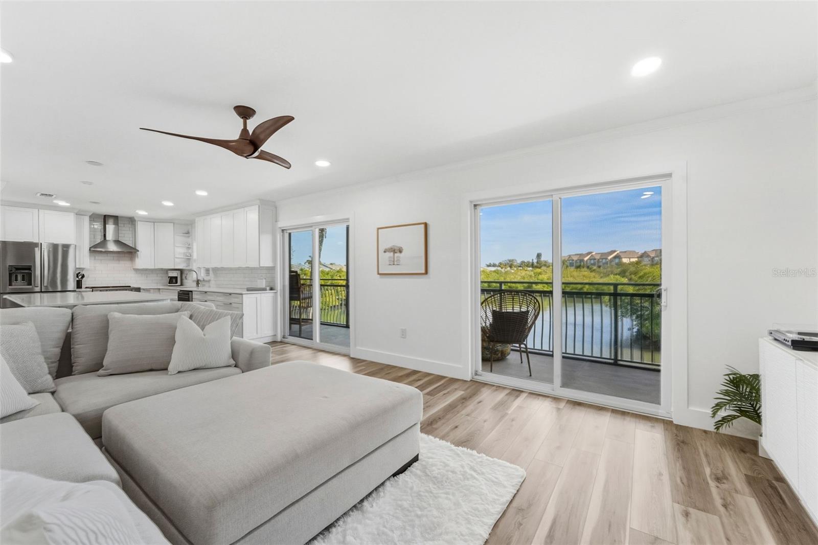 8806 BAY POINTE DR #206 — photo 2