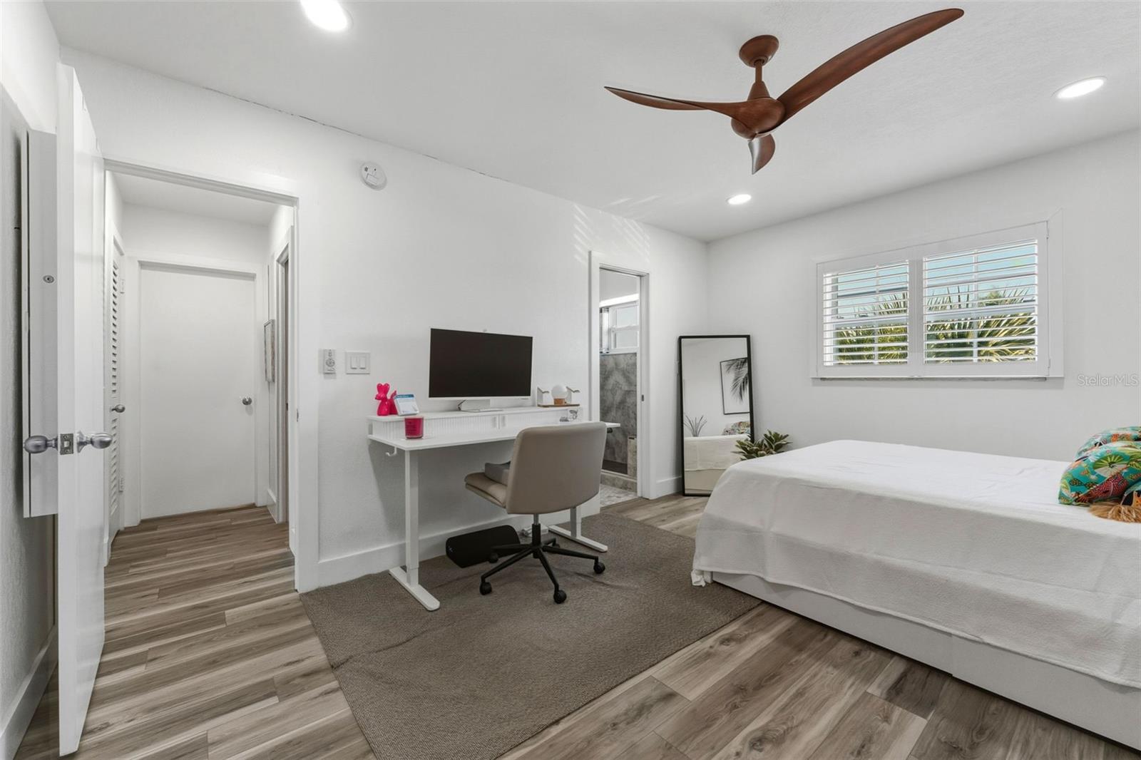 8806 BAY POINTE DR #206 — photo 23