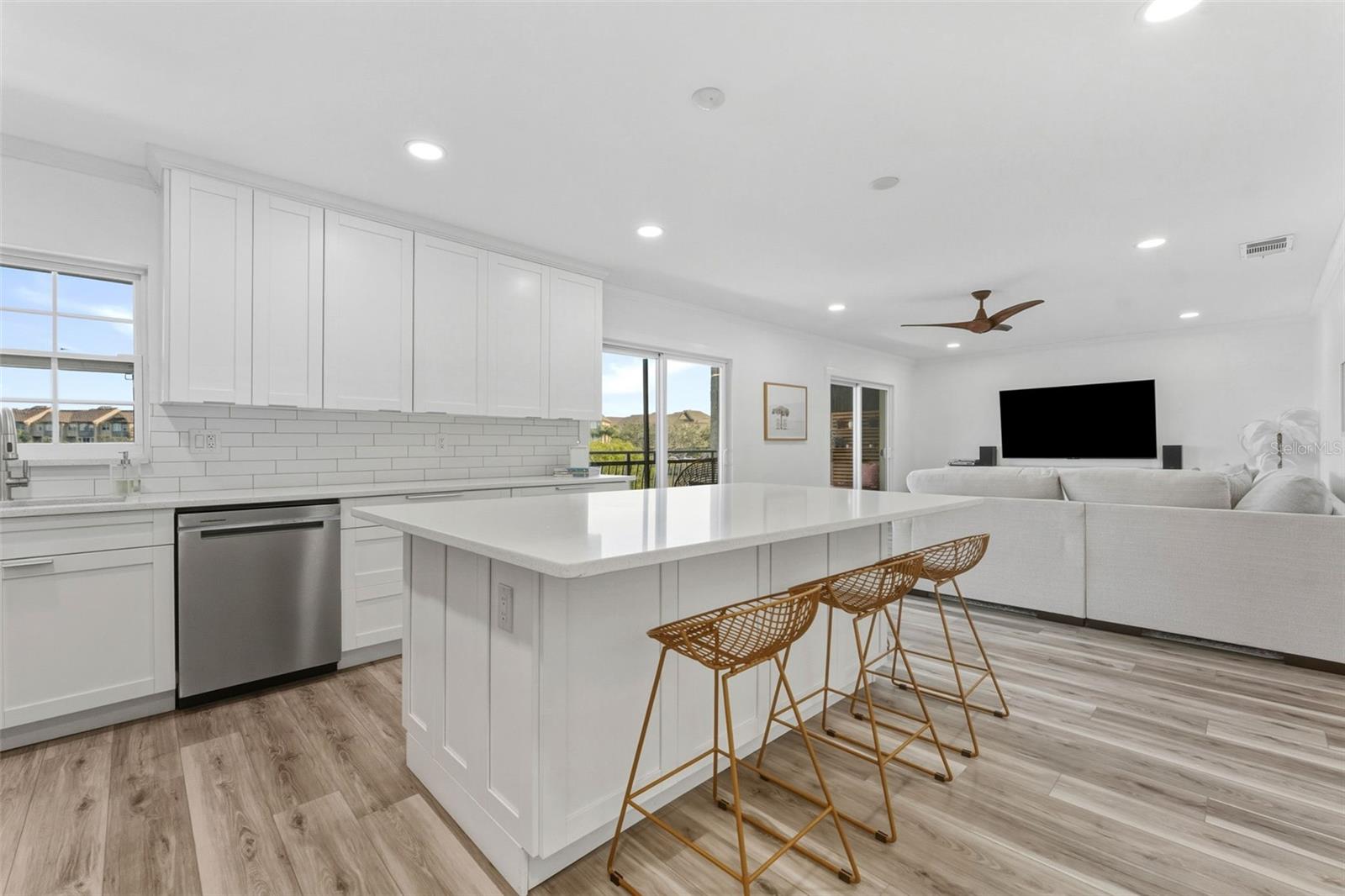 8806 BAY POINTE DR #206 — photo 11