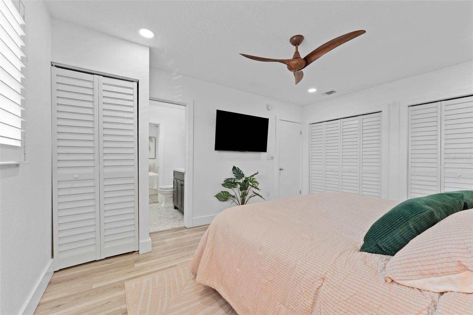 8806 BAY POINTE DR #206 — photo 17