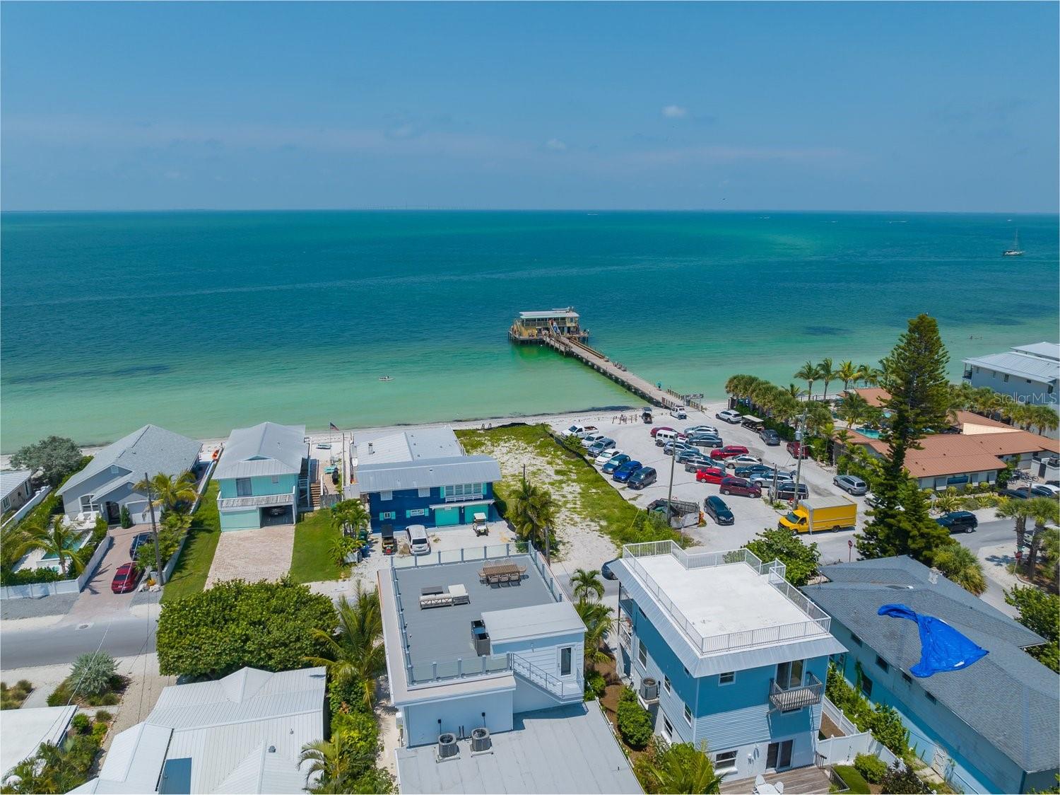 870 N SHORE DR — photo 56