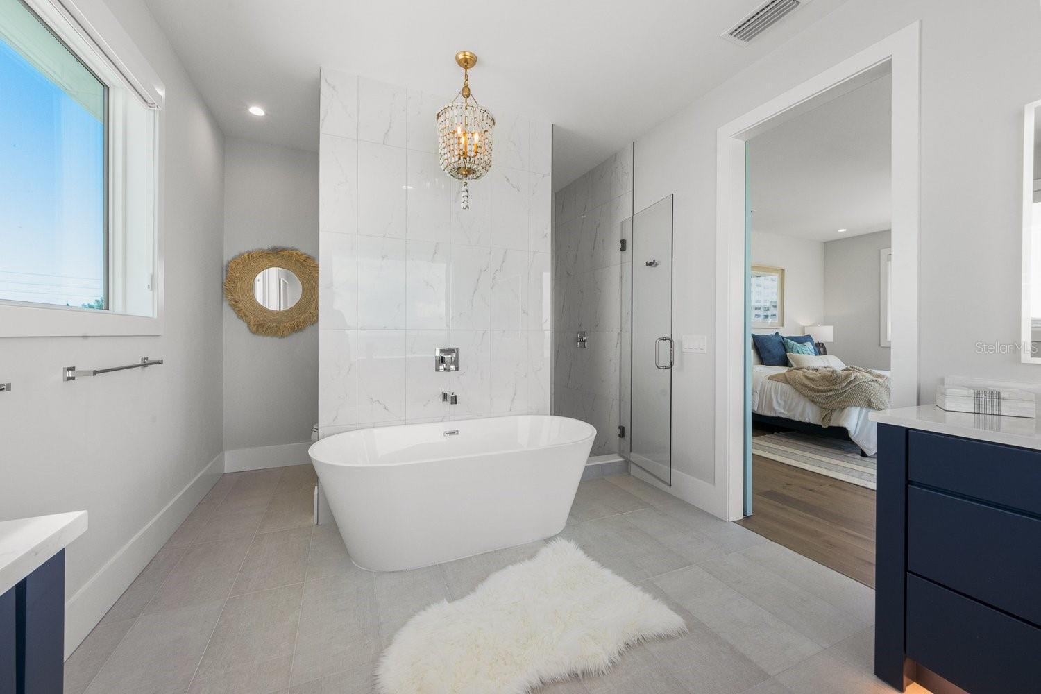870 N SHORE DR — photo 37