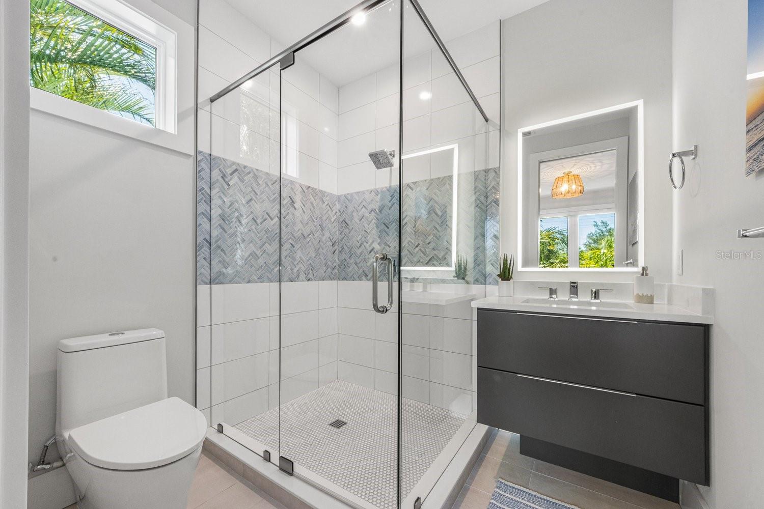 870 N SHORE DR — photo 26