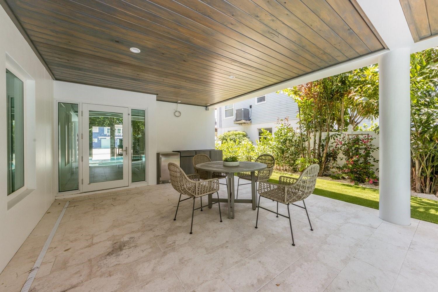 870 N SHORE DR — photo 46