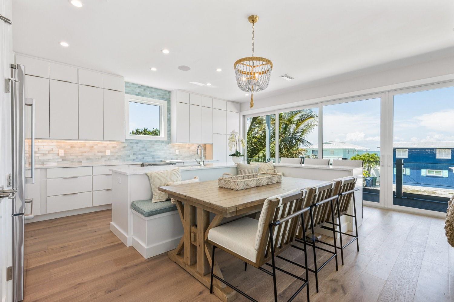 870 N SHORE DR — photo 18