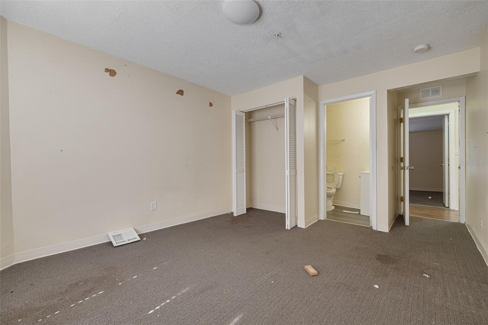 220 SCOTLAND ST — photo 36