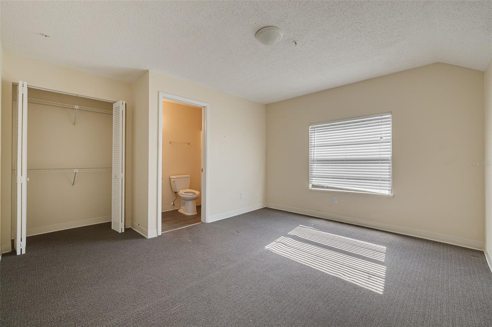 220 SCOTLAND ST — photo 26