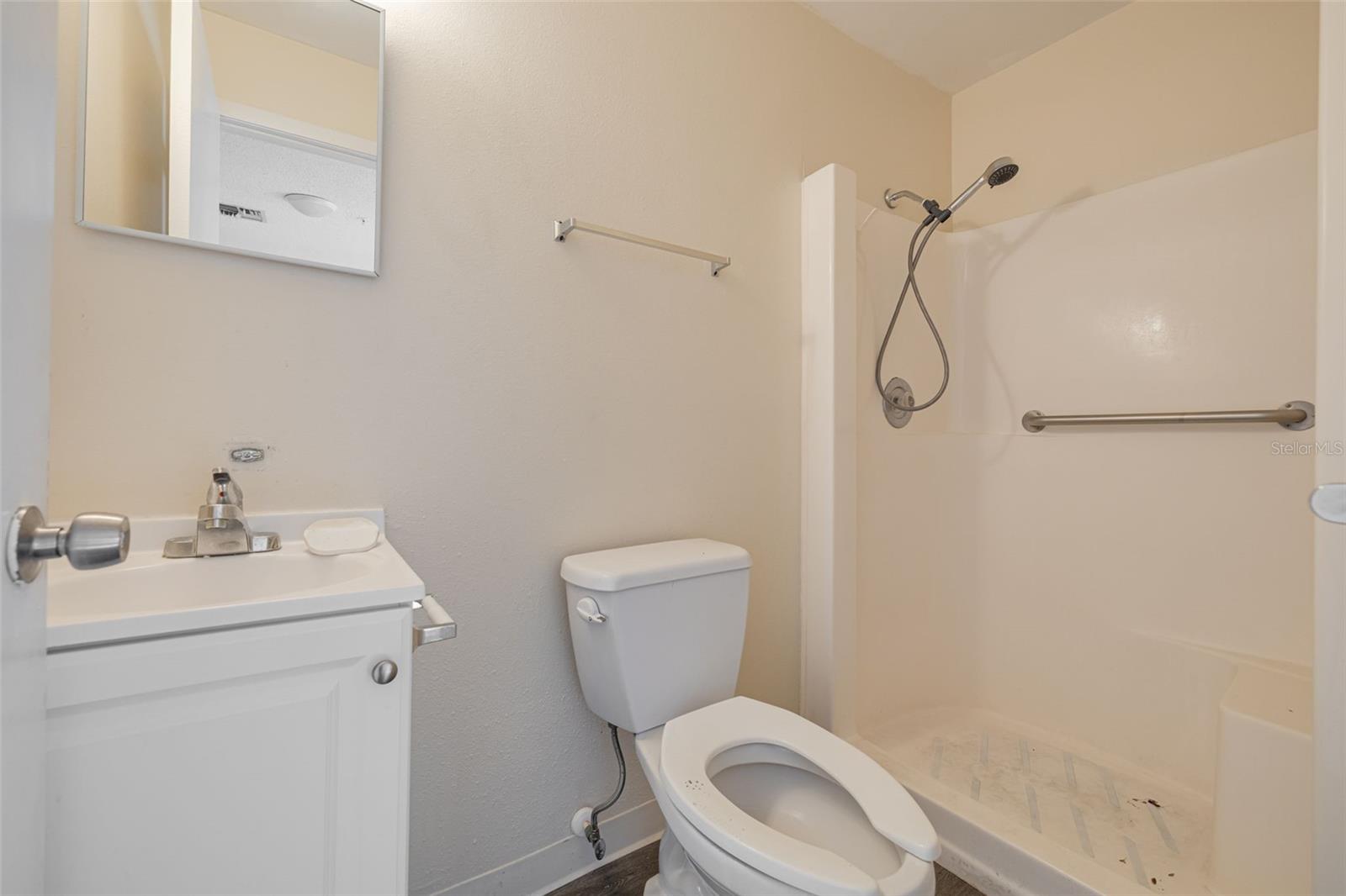 220 SCOTLAND ST — photo 27