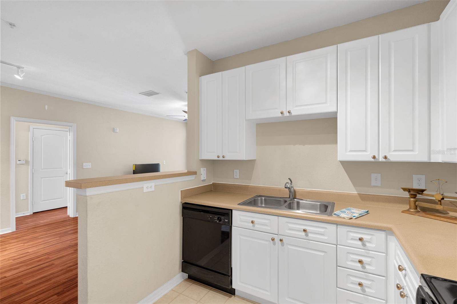 4221 W SPRUCE ST #1310 — photo 9