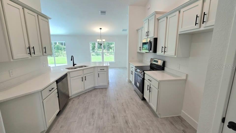 8267 EGGELSTOM AVE — photo 3