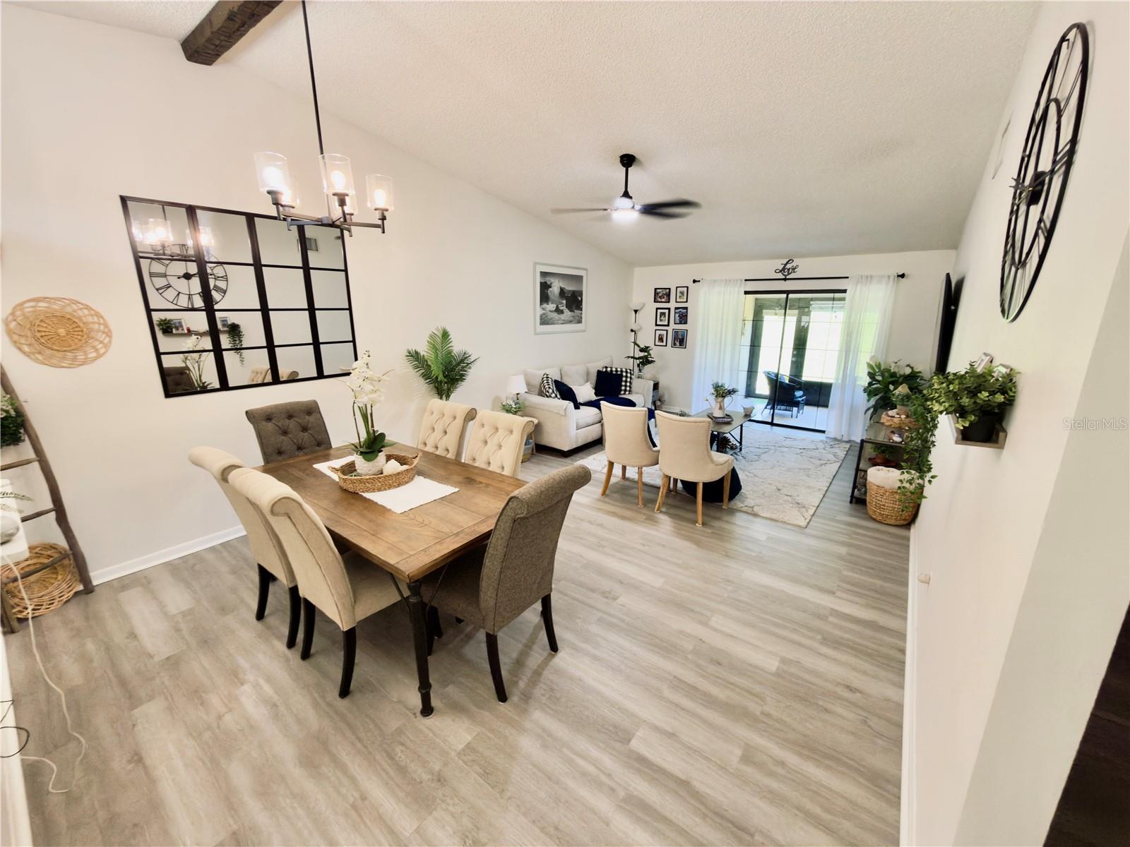 1333 SHADY PINE WAY #D — photo 6