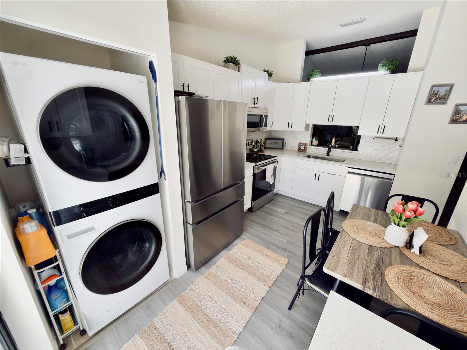 1333 SHADY PINE WAY #D — photo 5
