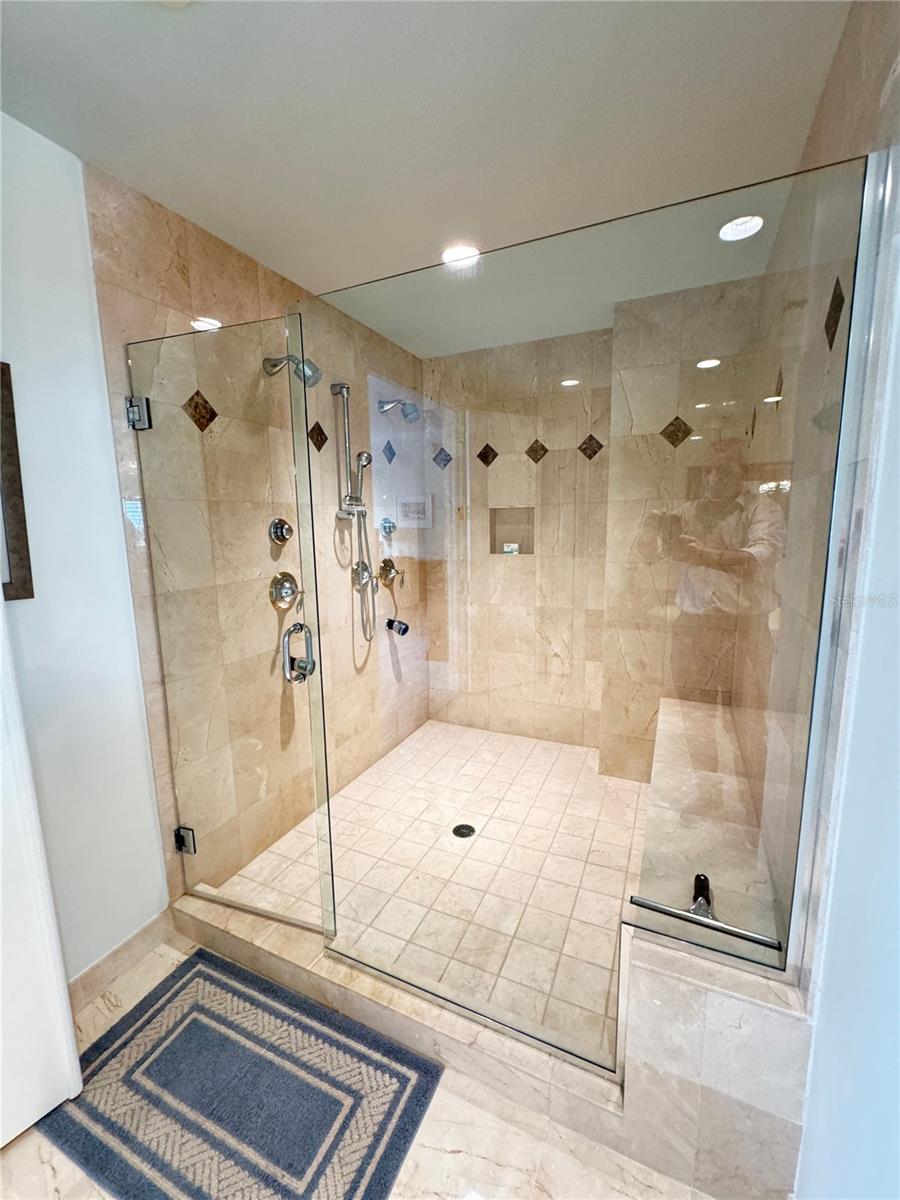 1111 RITZ CARLTON DR #1404 — photo 35