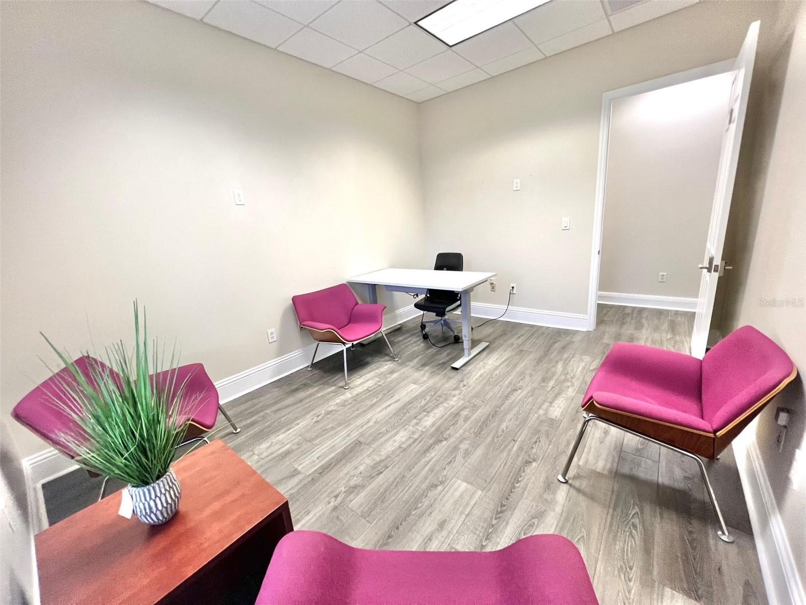 1550 W CLEVELAND ST #11 — photo 16