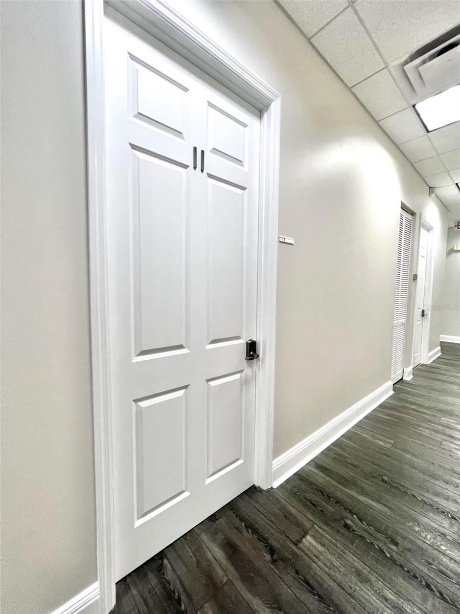 1550 W CLEVELAND ST #11 — photo 12