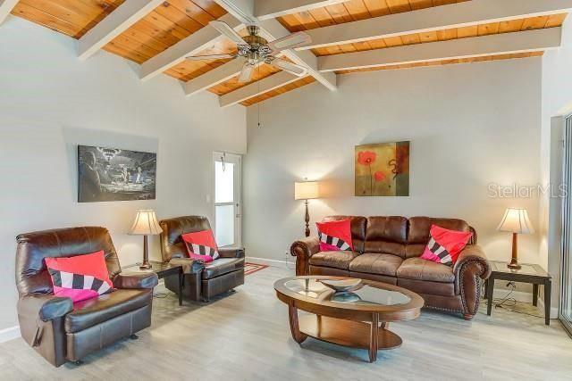 6006 MIDNIGHT PASS RD #24 — photo 3