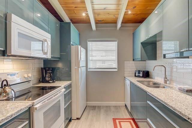6006 MIDNIGHT PASS RD #24 — photo 5