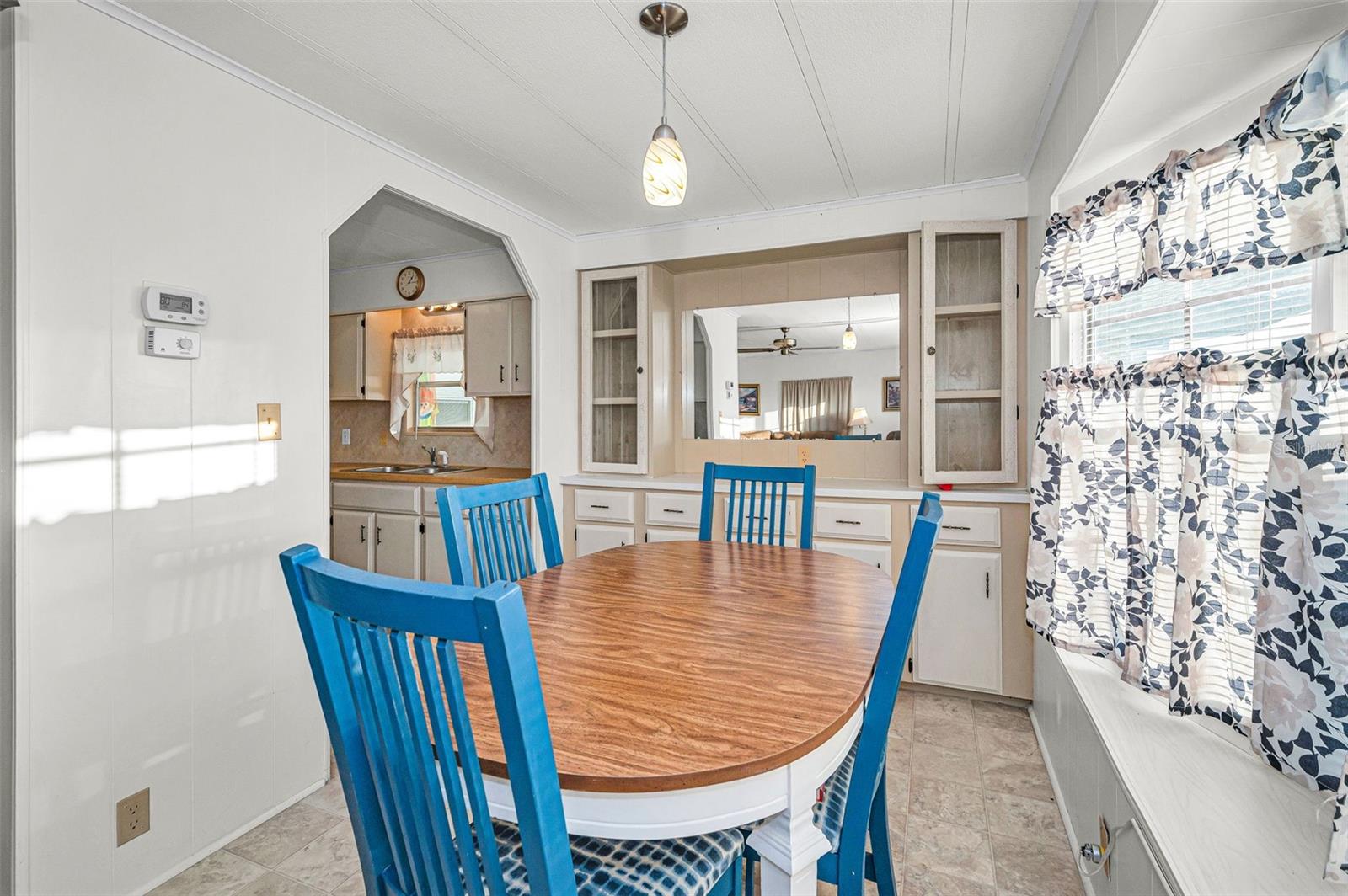 3318 CARNATION LN — photo 19