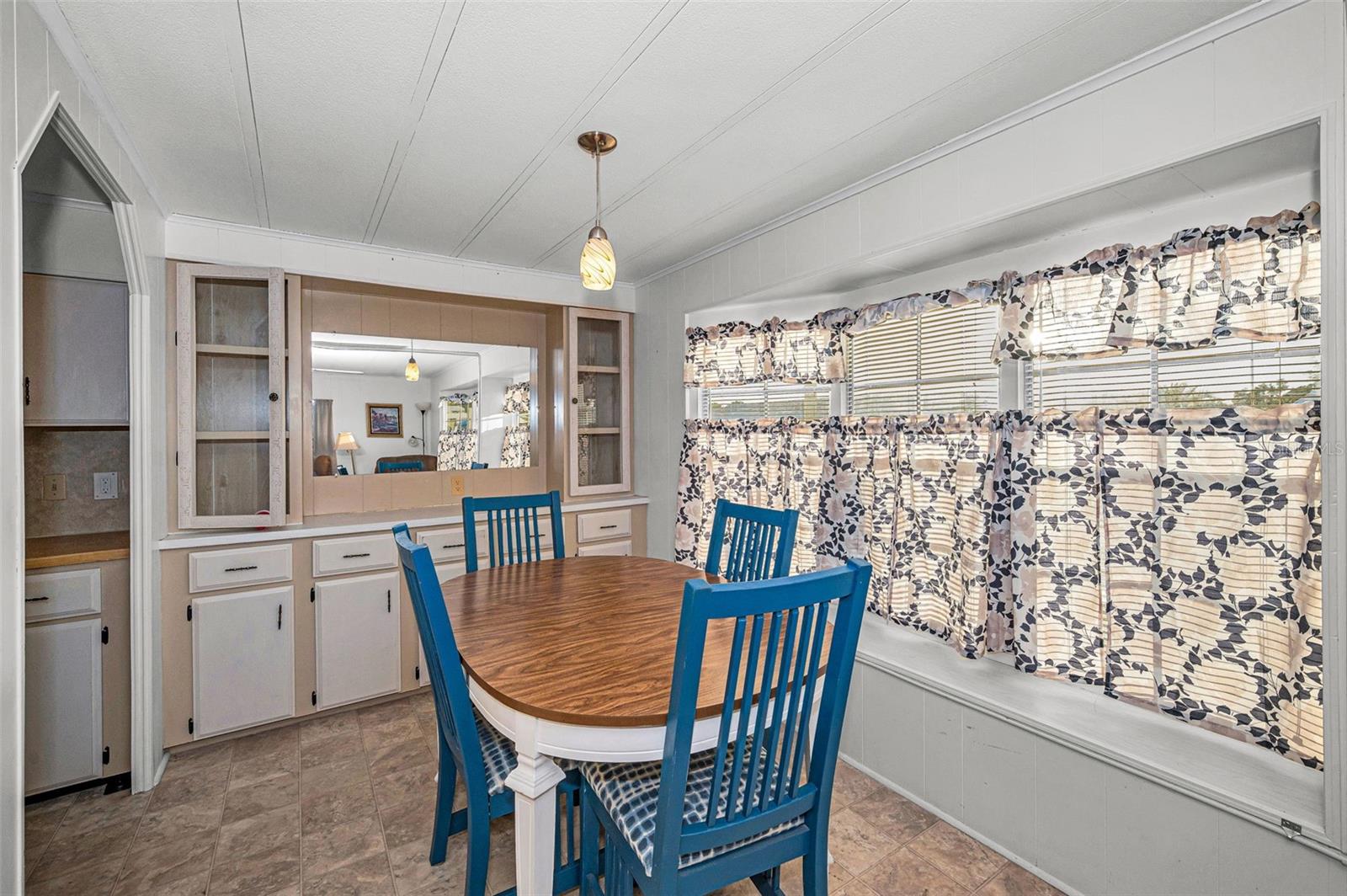 3318 CARNATION LN — photo 18