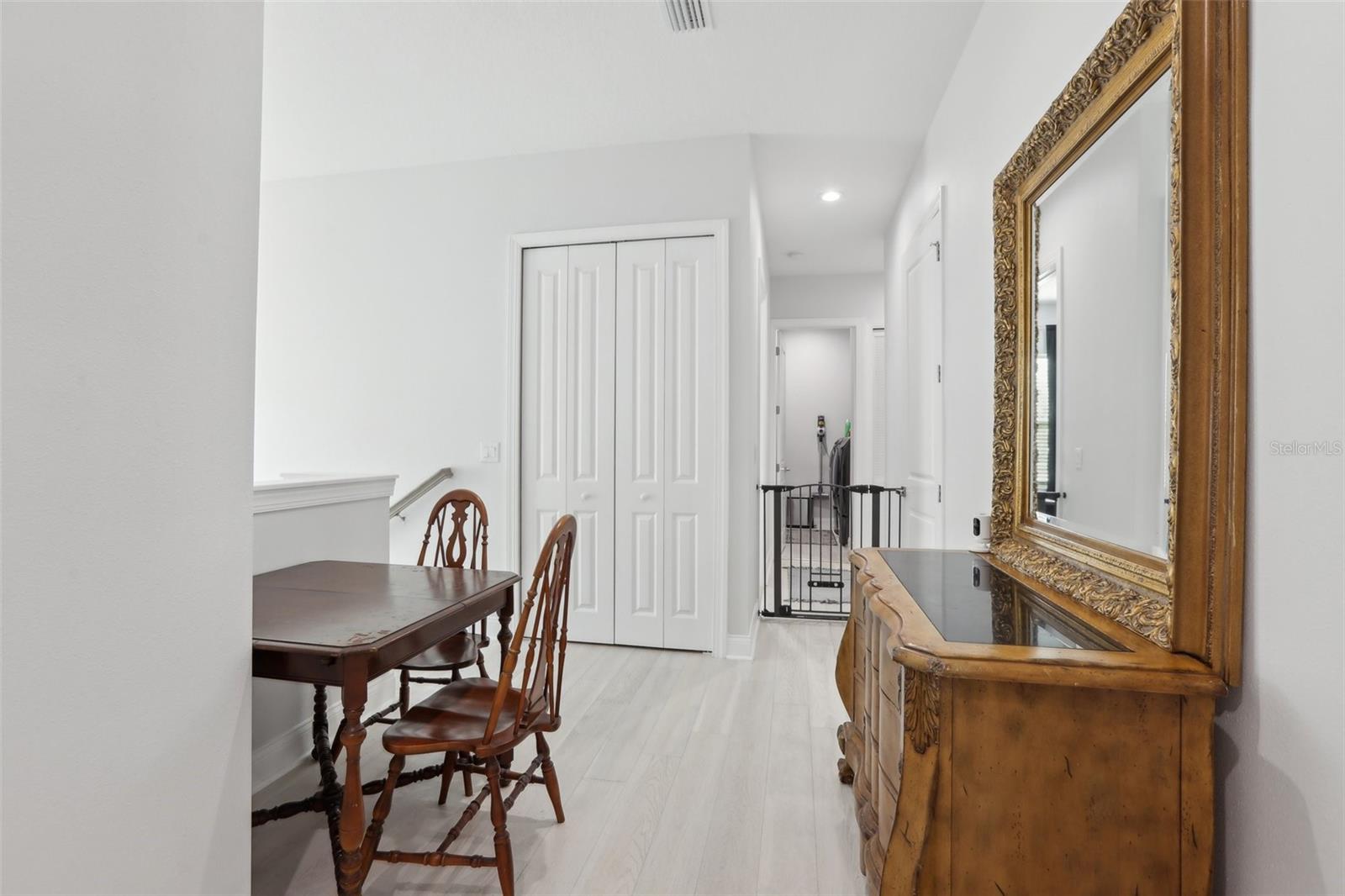 714 S LOIS AVE — photo 23