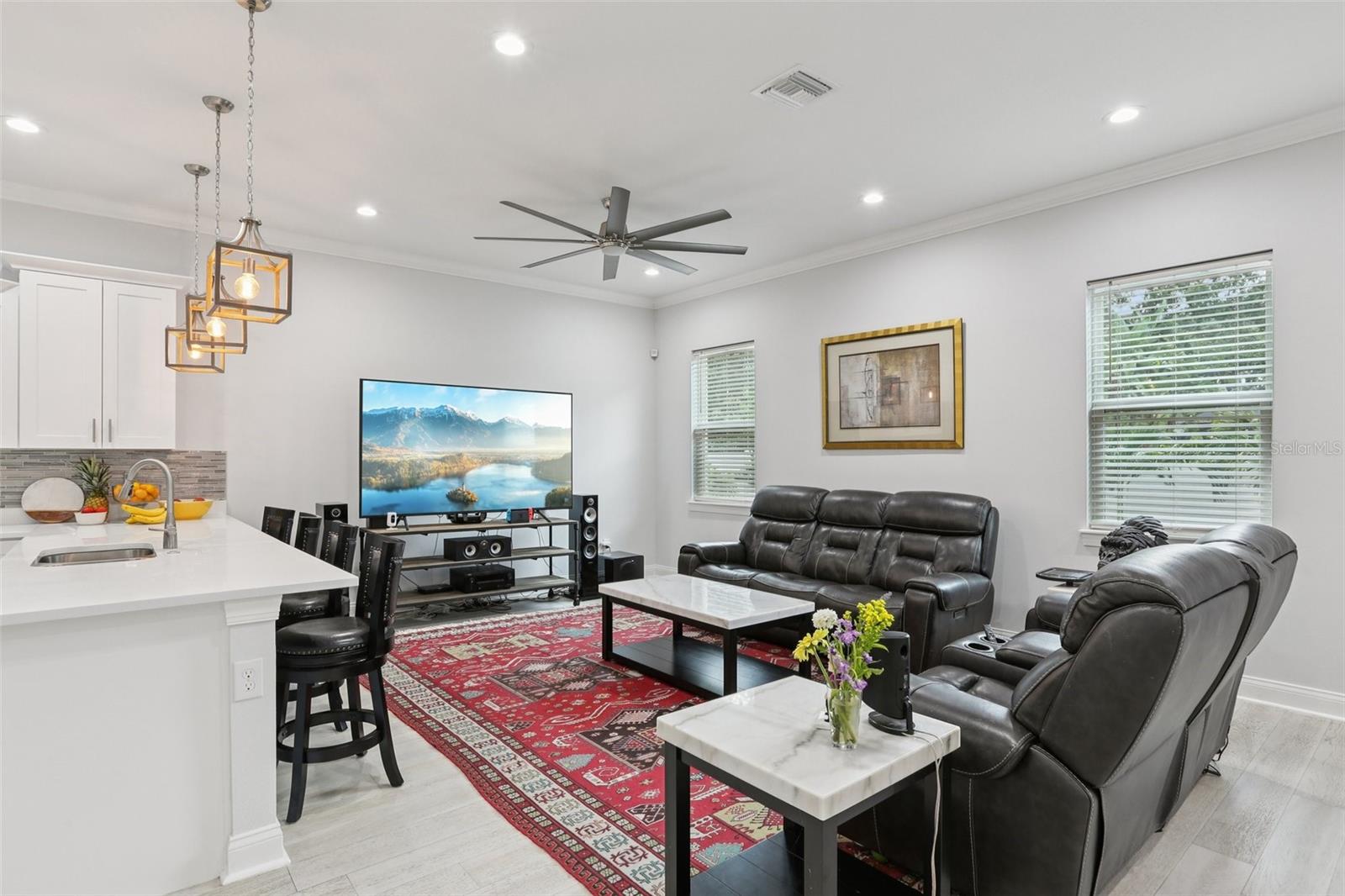 714 S LOIS AVE — photo 17