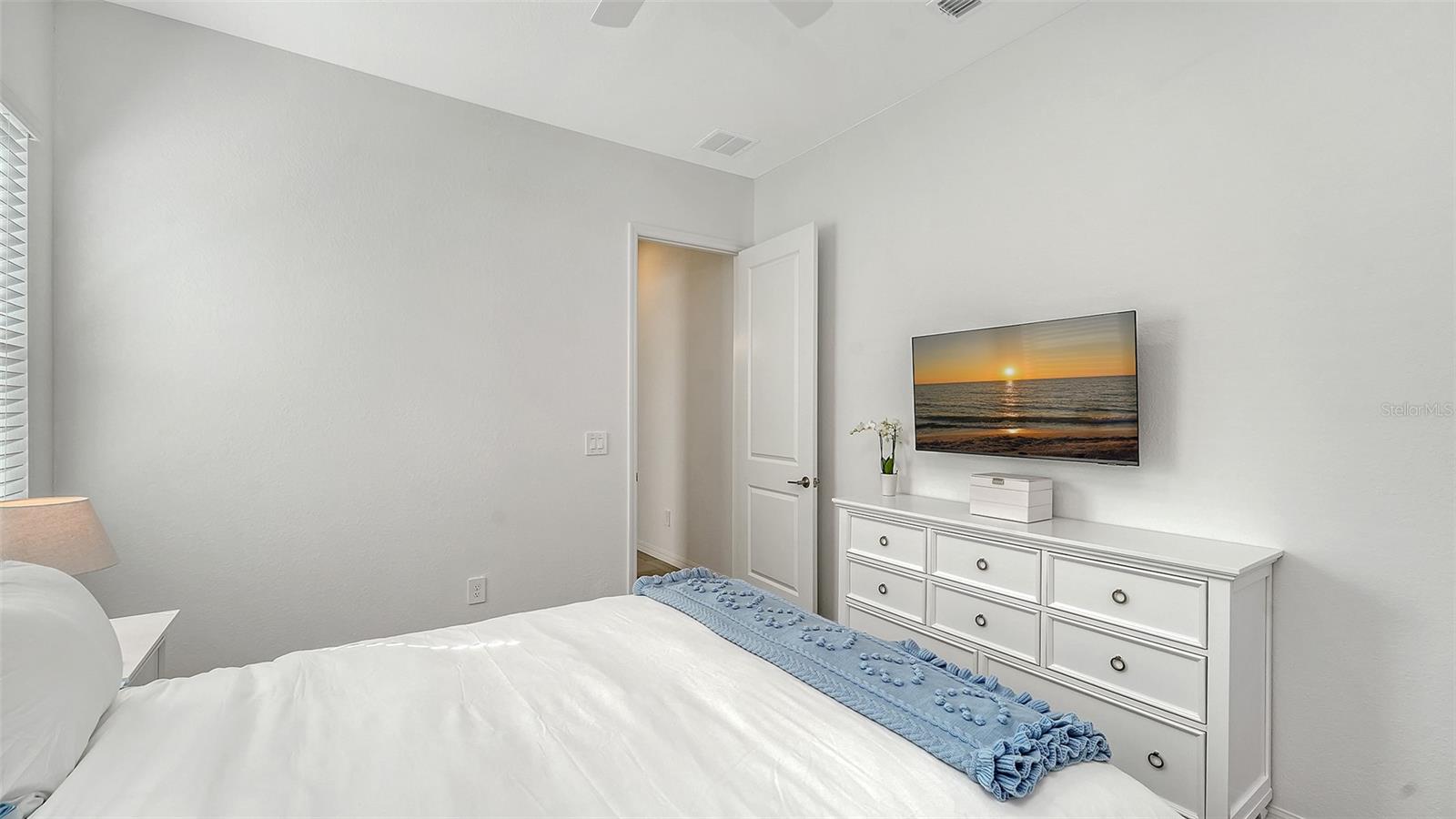 17160 ALBATROSS RD — photo 30