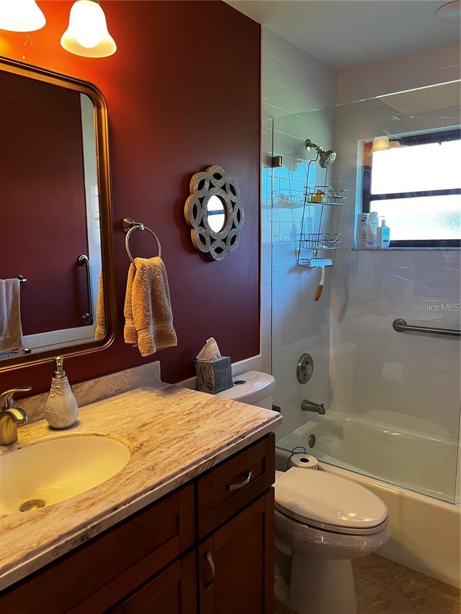 5581 GOLF POINTE DR — photo 29