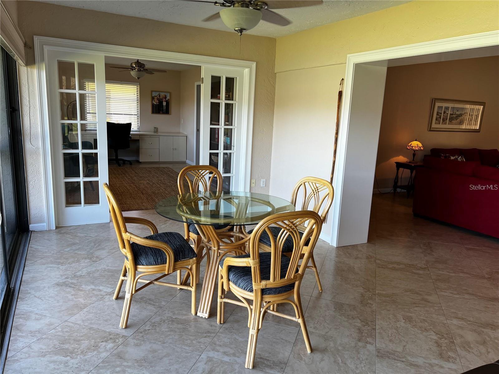 5581 GOLF POINTE DR — photo 16