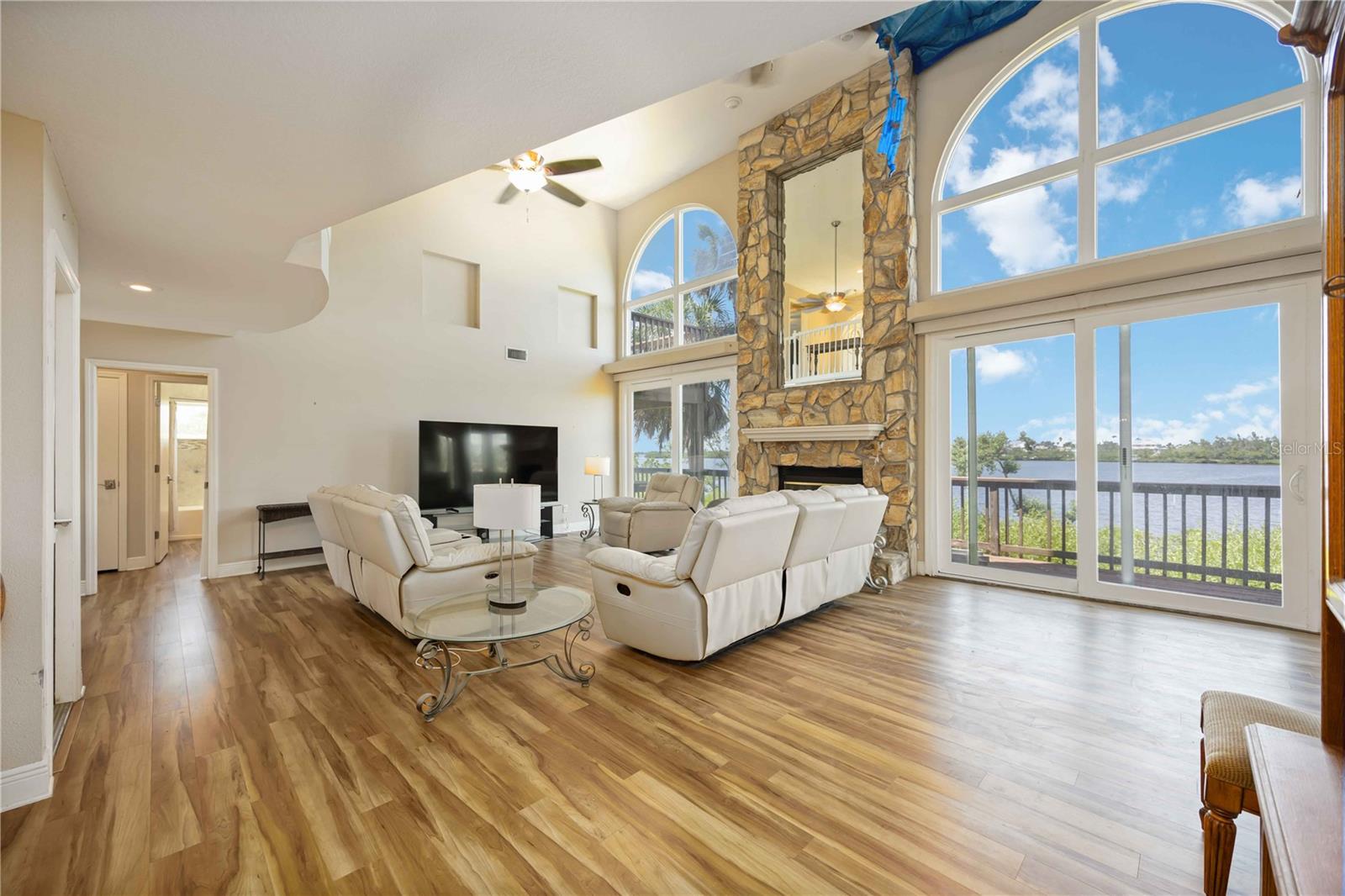 1470 BAYSHORE DR — photo 11