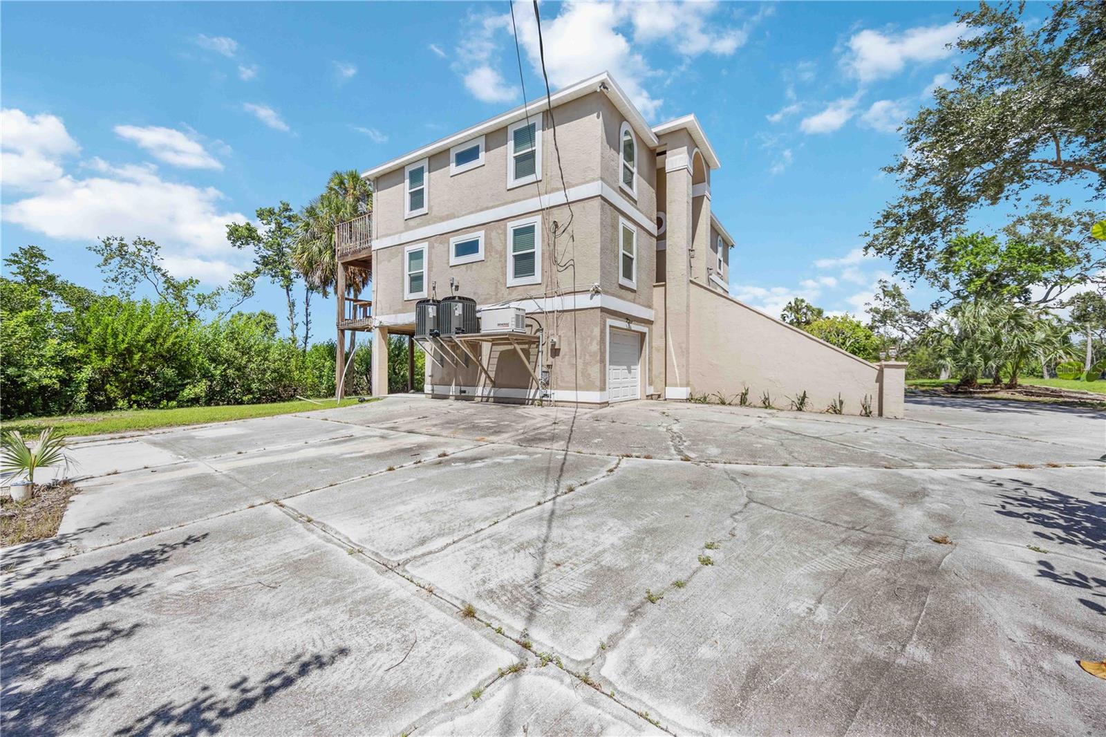1470 BAYSHORE DR — photo 8