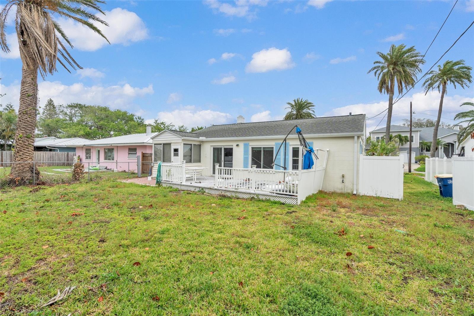 752 LANTANA AVE — photo 4