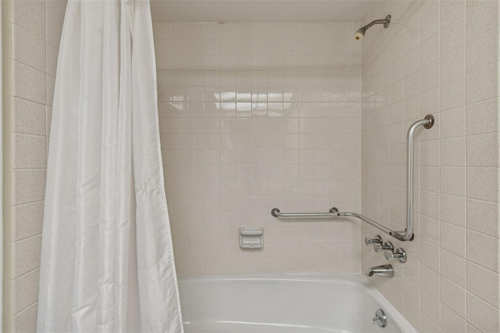 4885 1ST ST NE #203 — photo 22