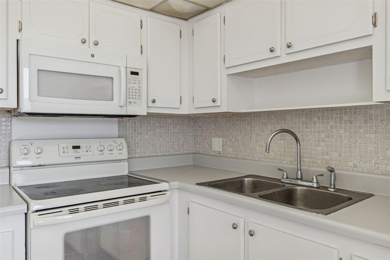 4885 1ST ST NE #203 — photo 16