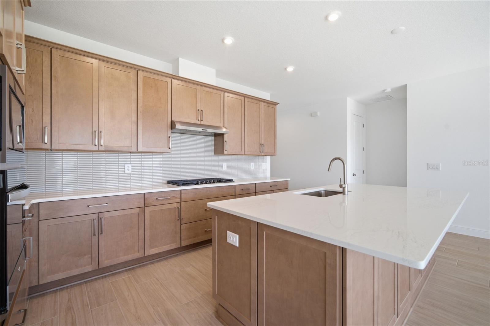 7629 MARINA BAY COVE — photo 47