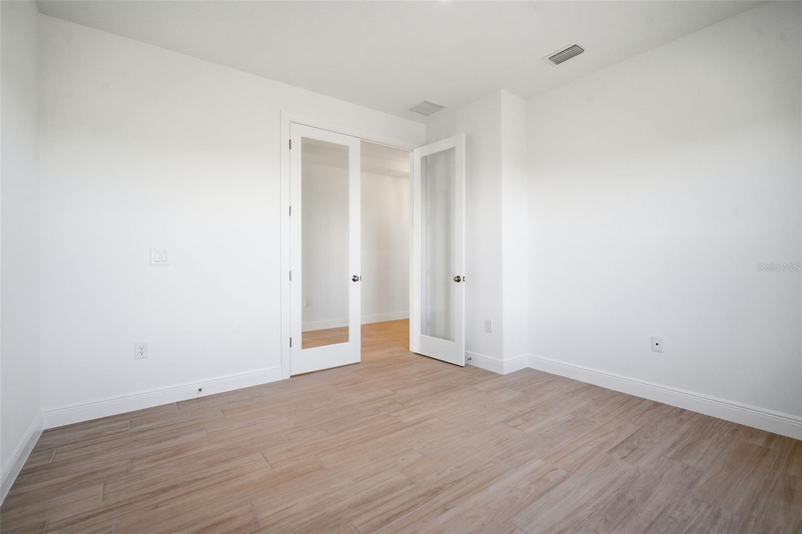 7629 MARINA BAY COVE — photo 38