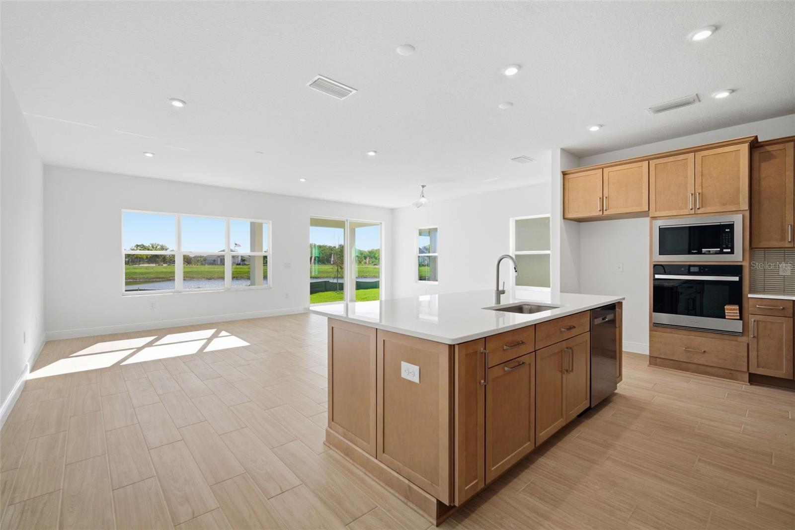 7629 MARINA BAY COVE — photo 45