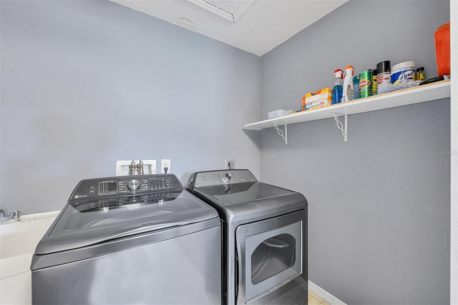 8162 TERRACE GARDEN DR N #204 — photo 22