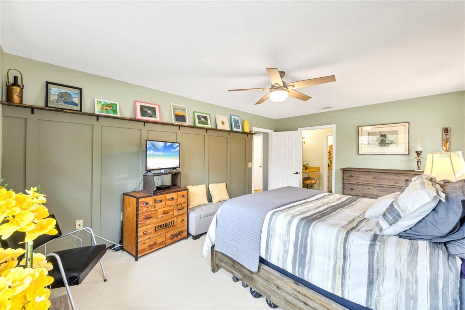 8162 TERRACE GARDEN DR N #204 — photo 25