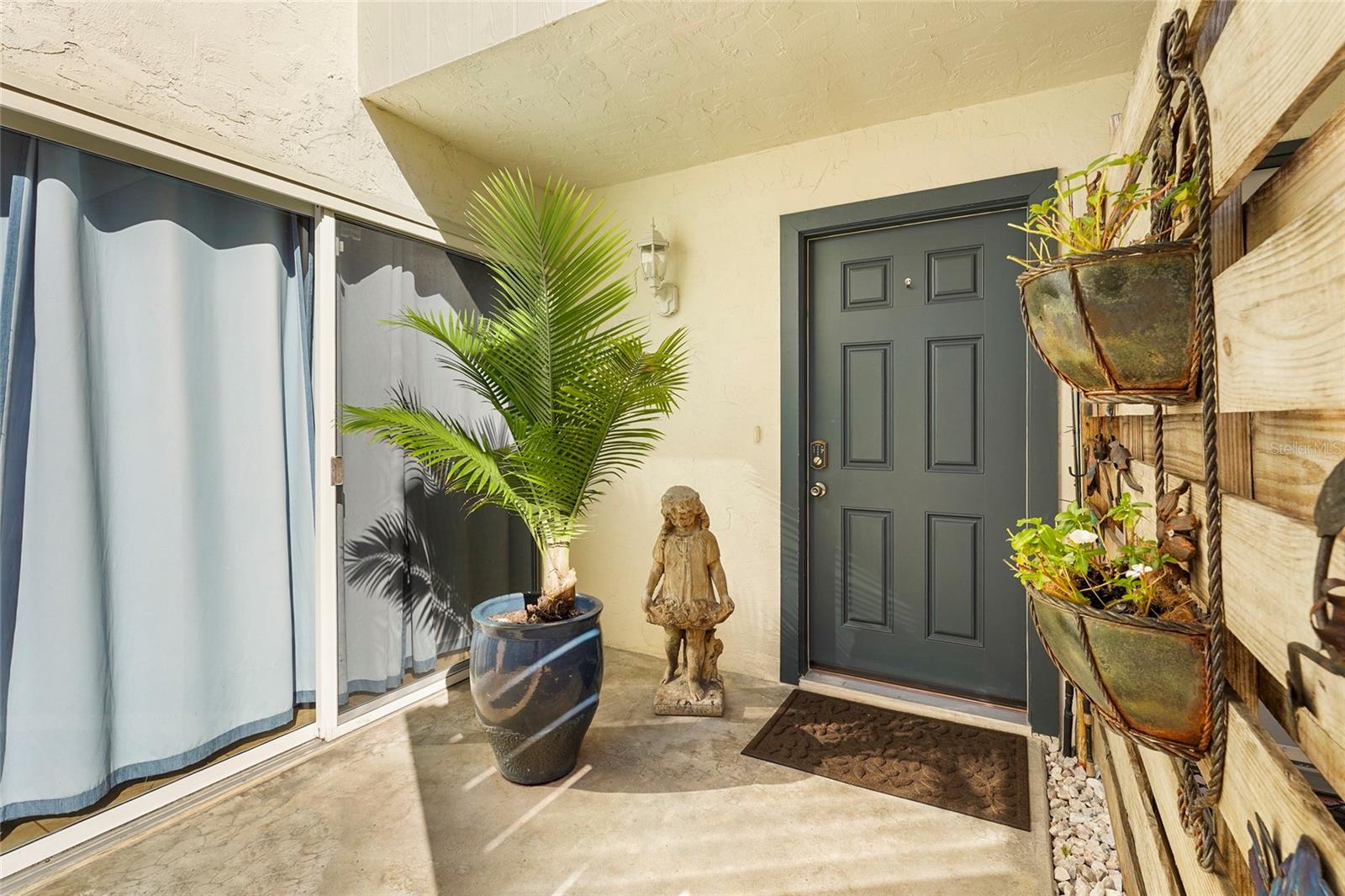 1143 LONGFELLOW RD — photo 18