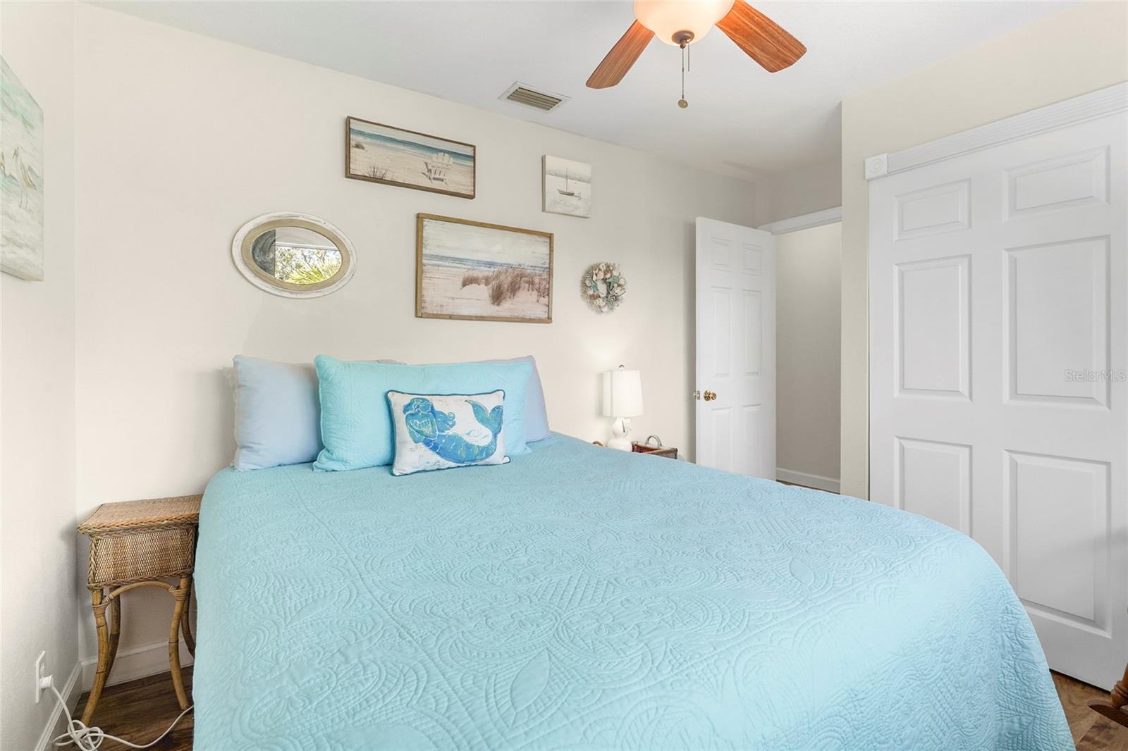 1143 LONGFELLOW RD — photo 36