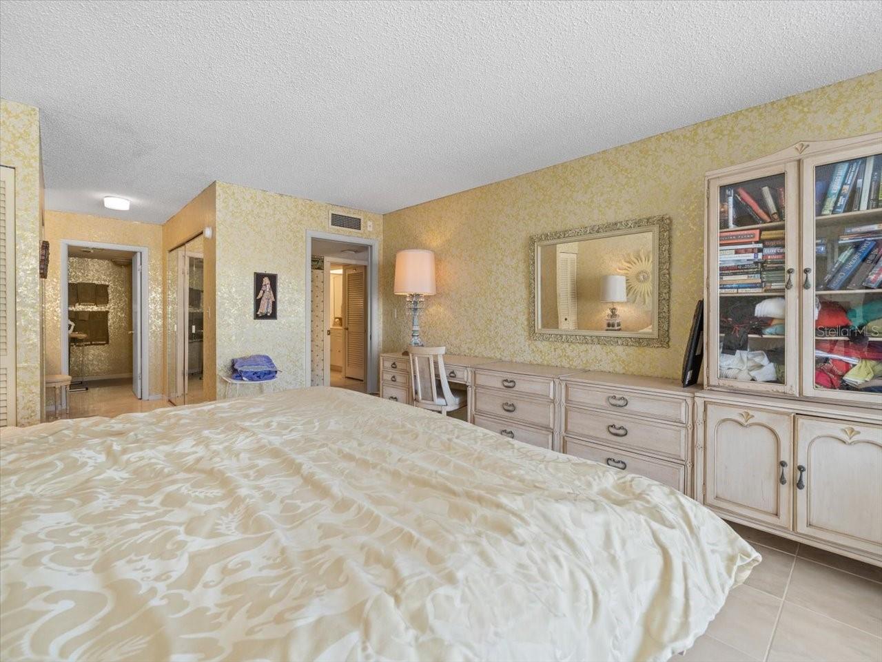 1400 GULF BLVD #806 — photo 40