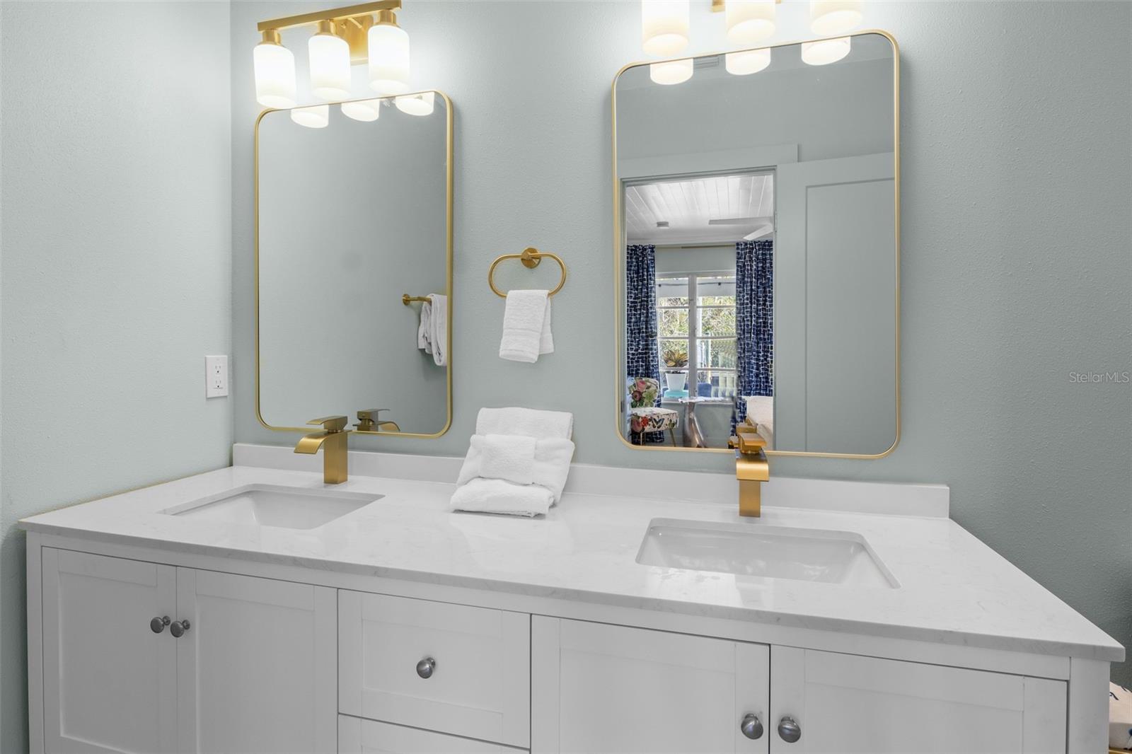 26 SEASIDE CT — photo 19