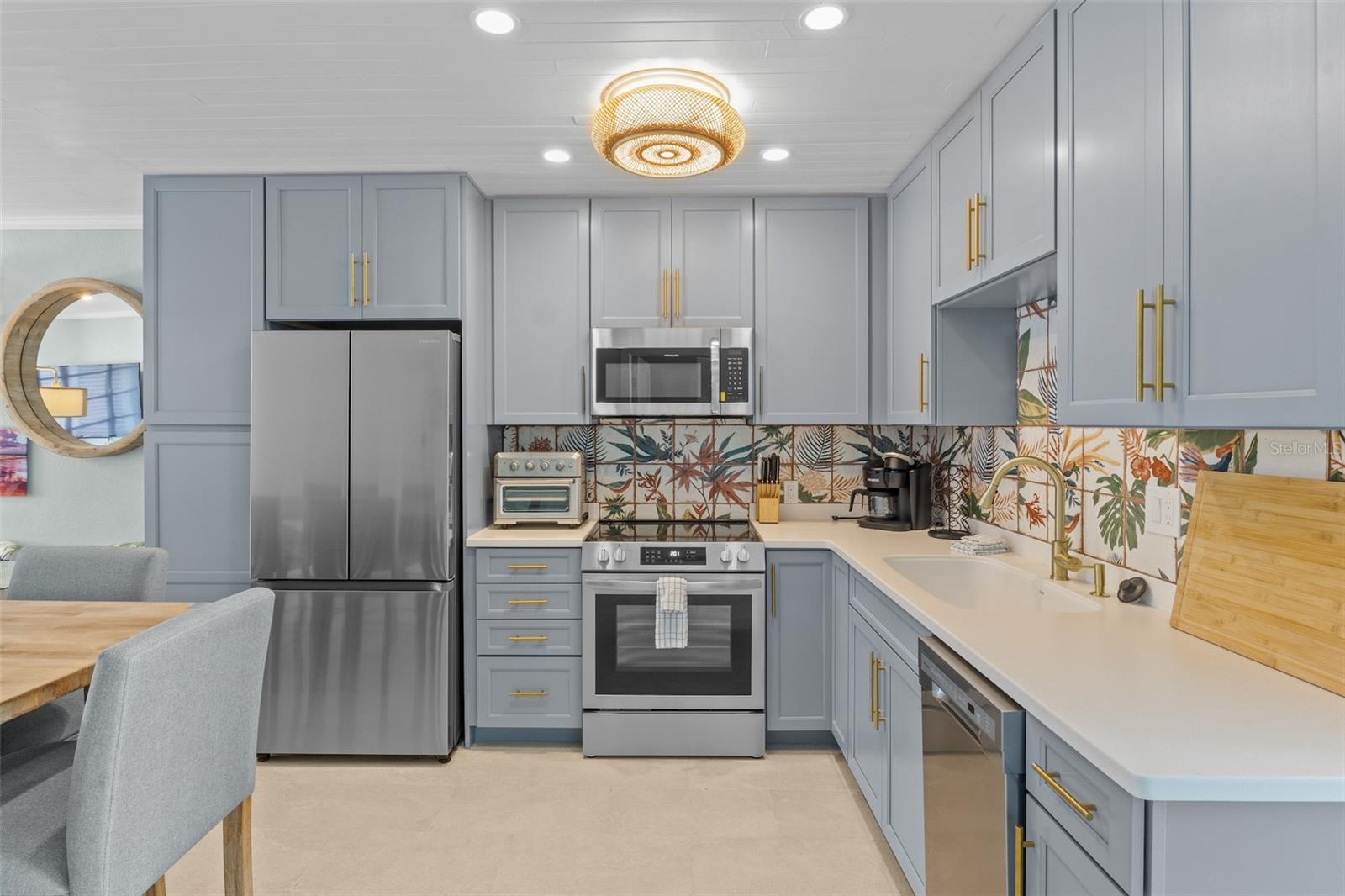 26 SEASIDE CT — photo 2