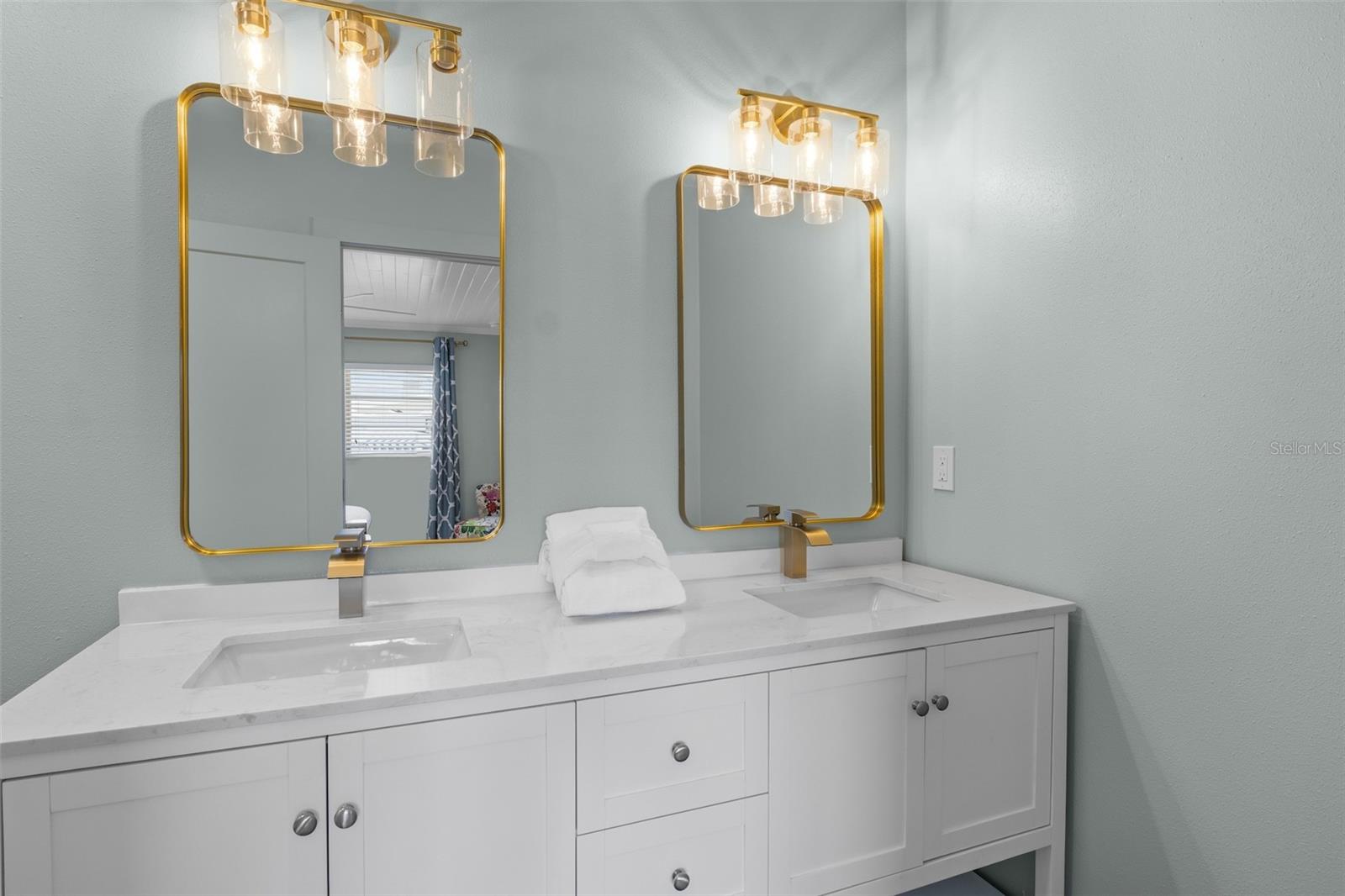 26 SEASIDE CT — photo 24