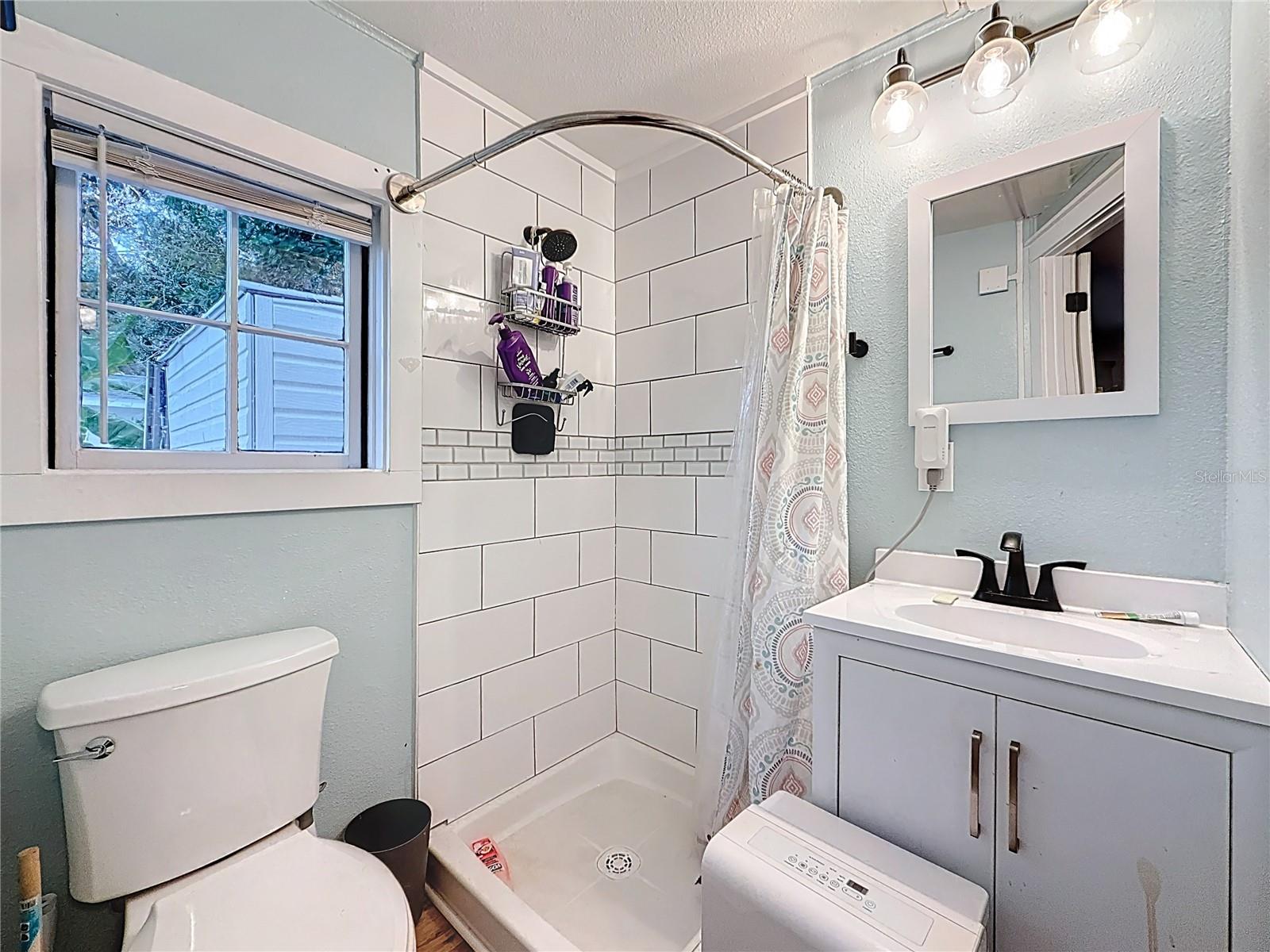 520 ROANOKE ST — photo 43
