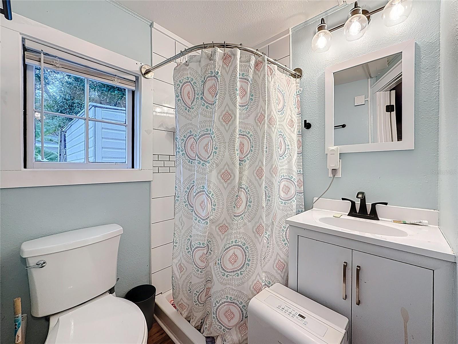 520 ROANOKE ST — photo 42